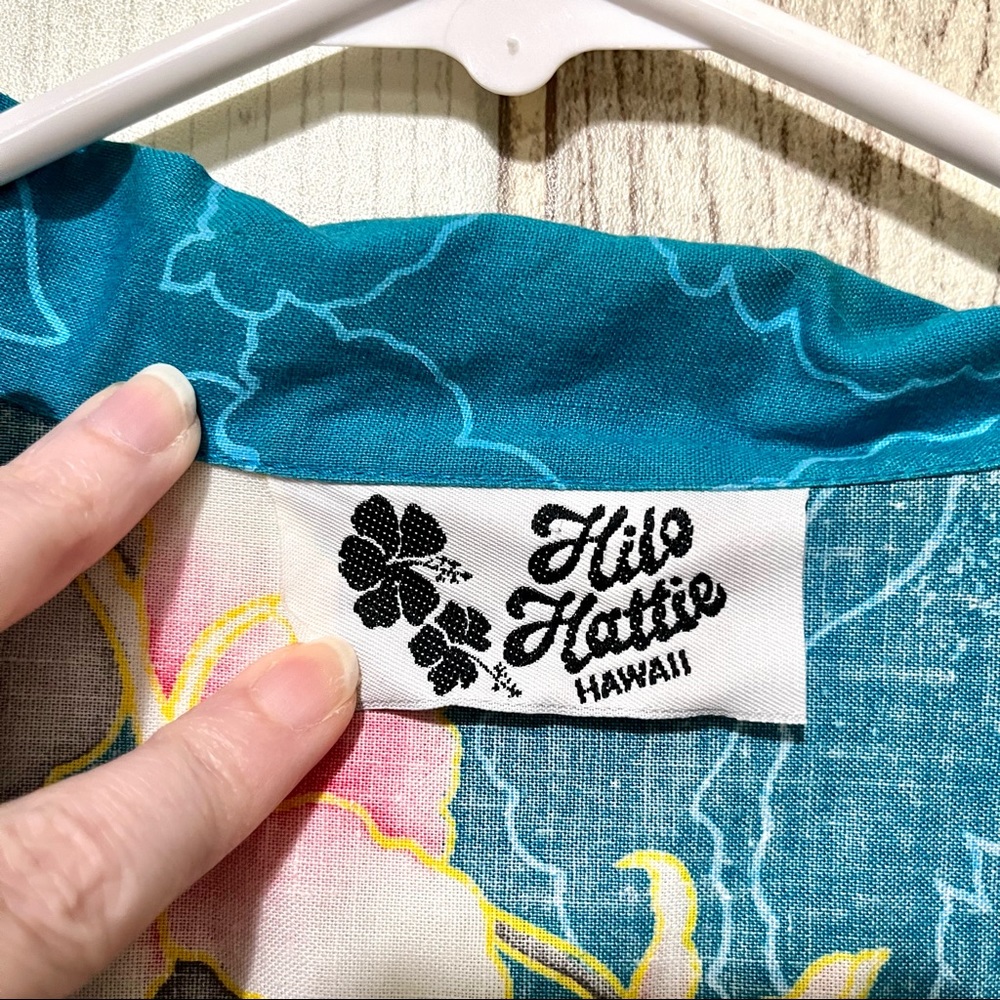 Vintage 90s/Y2K Hilo Hattie Hawaiian Shirt - Picture 5 of 6